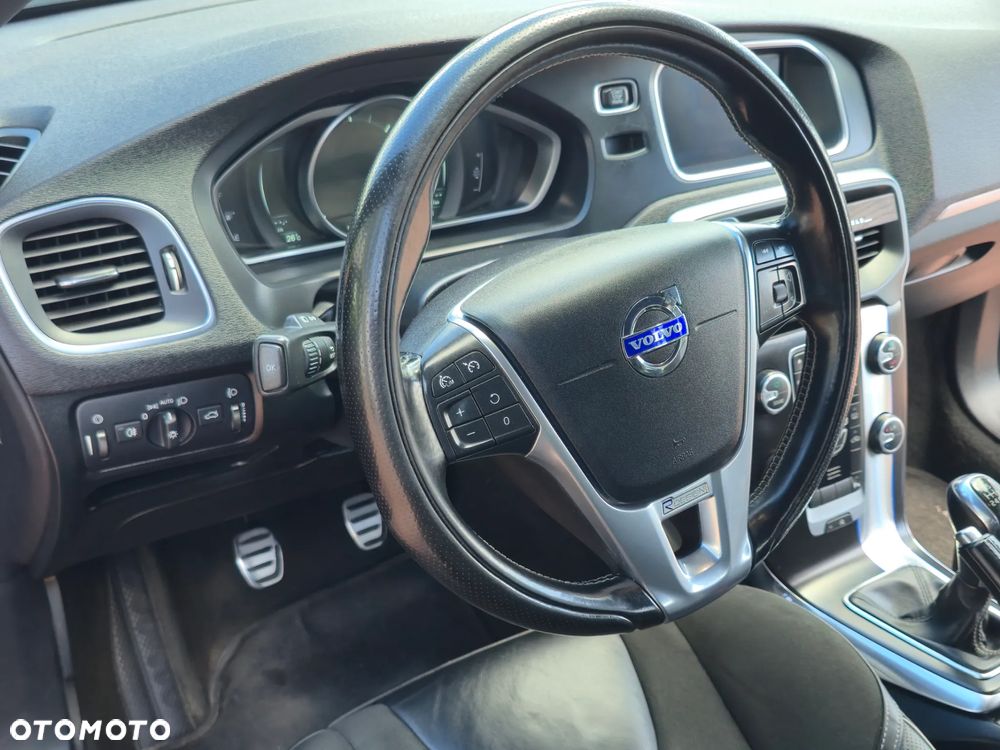 Volvo V40 D4 Drive-E R-Design Kinetic - 20