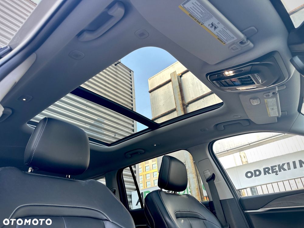 Jeep Grand Cherokee - 37