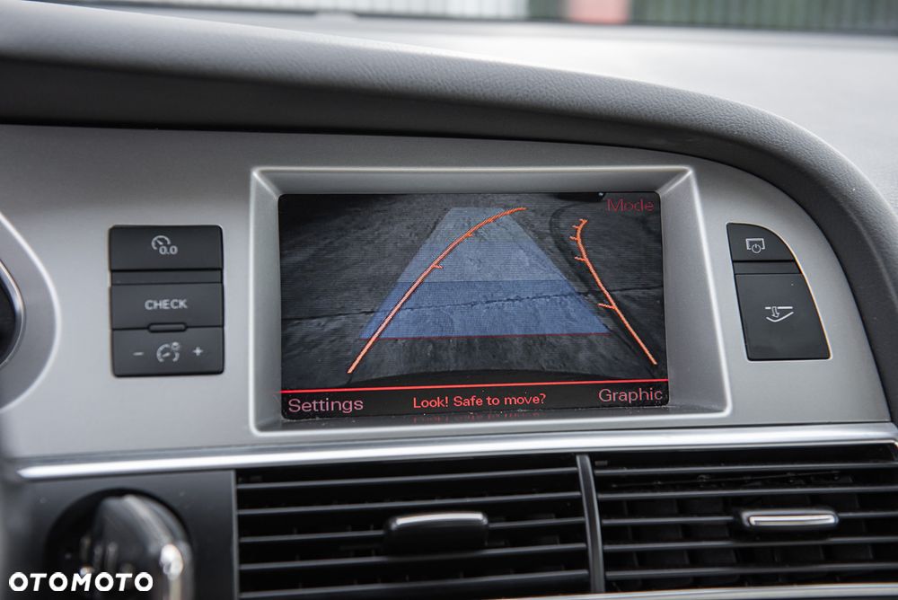 Audi A6 Limousine 3.2 FSI Quattro Tiptronic - 23