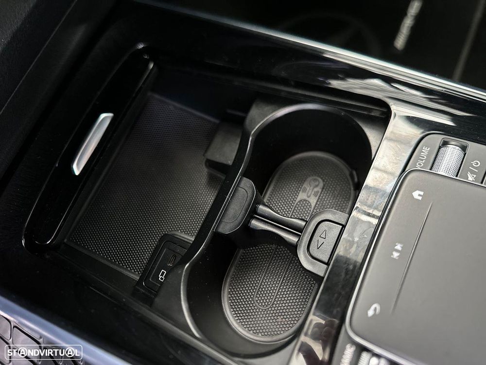 Mercedes-Benz B 250 e AMG Line - 22