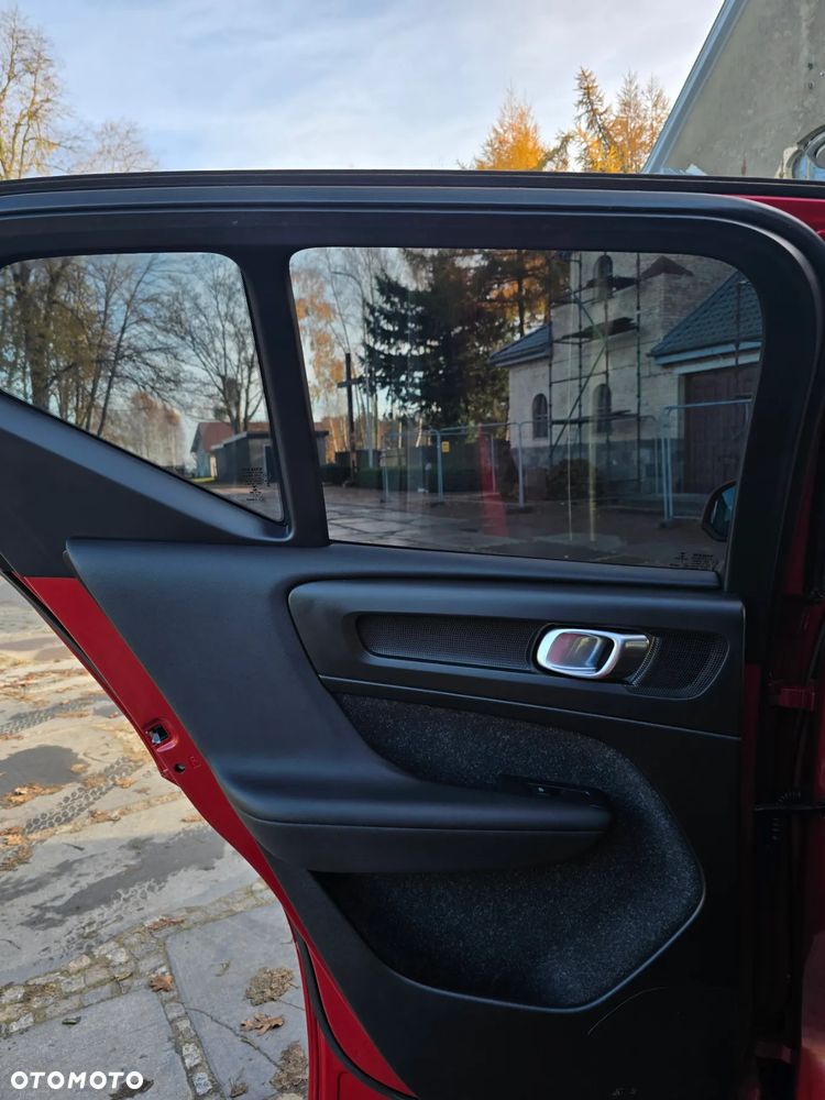 Volvo XC 40 T3 Momentum - 21