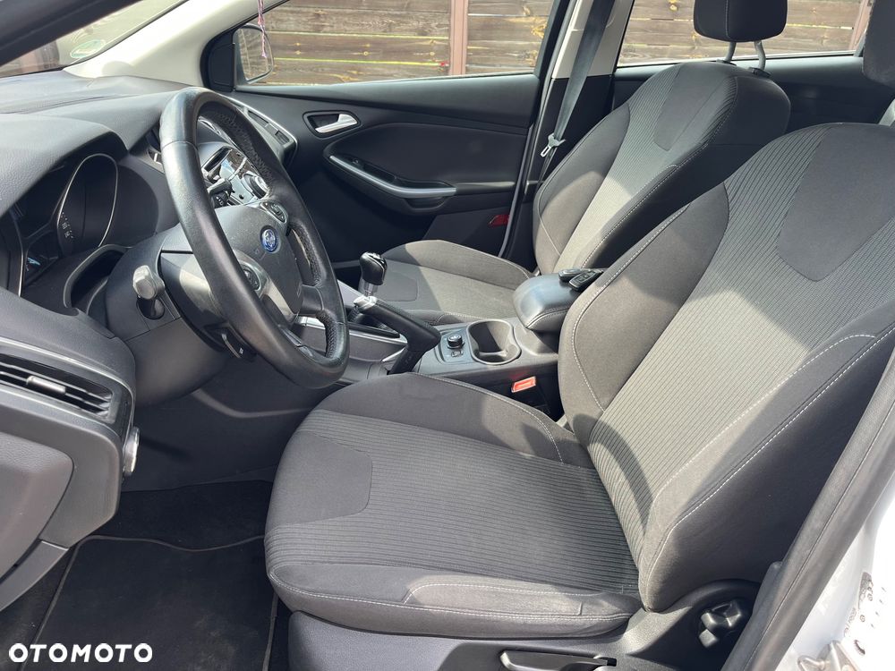 Ford Focus 1.6 EcoBoost Start-Stopp-System Trend - 13