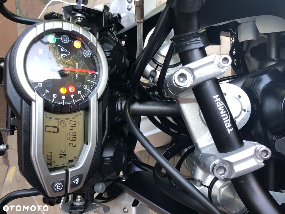 Triumph Tiger - 22