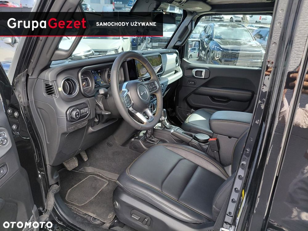 Jeep Wrangler Unlimited GME 2.0 Turbo Sahara - 13
