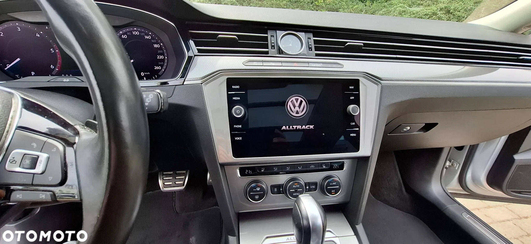 Volkswagen Passat 2.0 TDI Bi-Turbo BMT 4Mot Highline DSG - 11