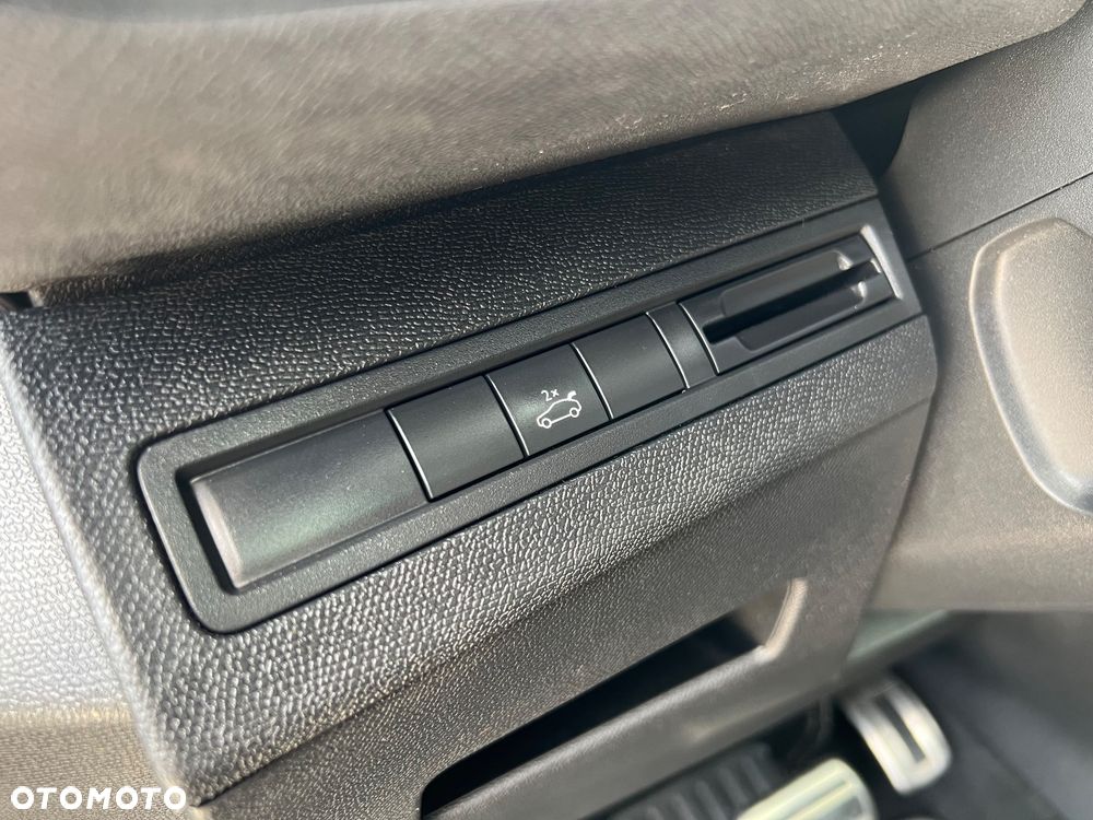 Peugeot 5008 2.0 BlueHDI GT S&S EAT8 - 34