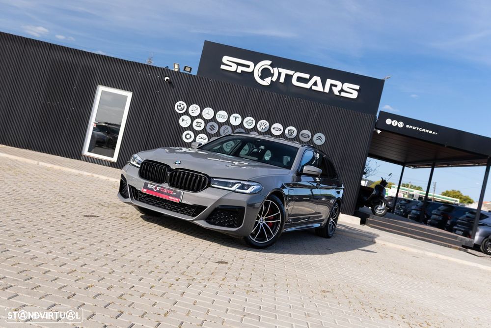 BMW 520 e Pack M - 1