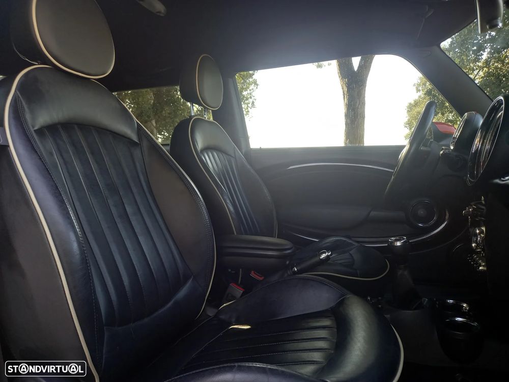 MINI 3 Portas Cooper D - 13