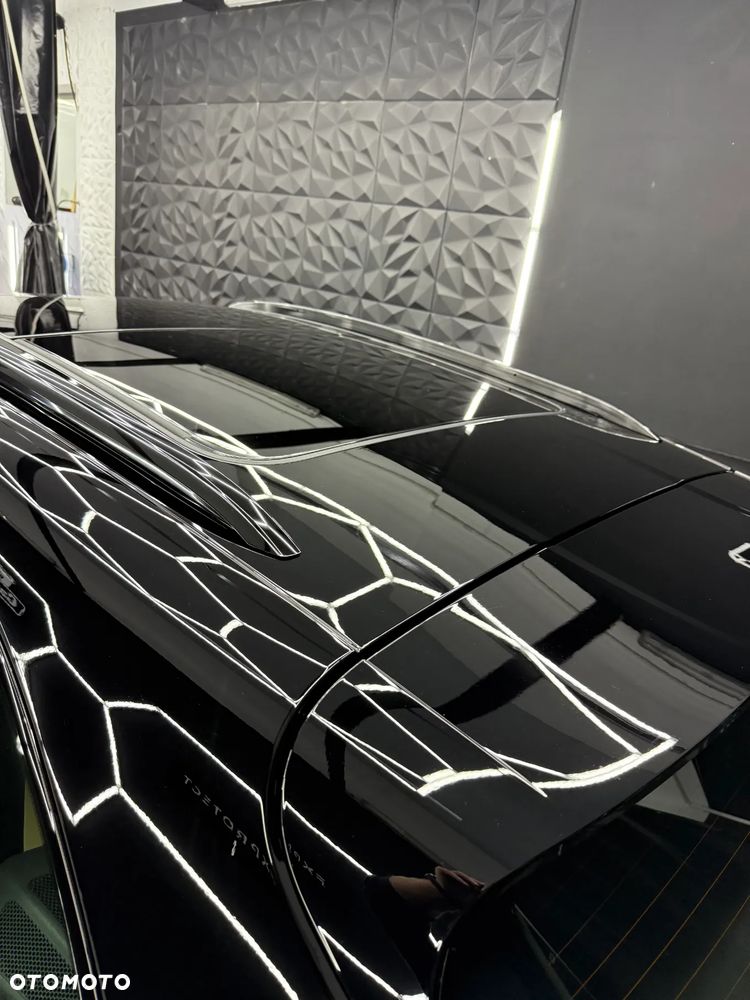 Porsche Macan - 28