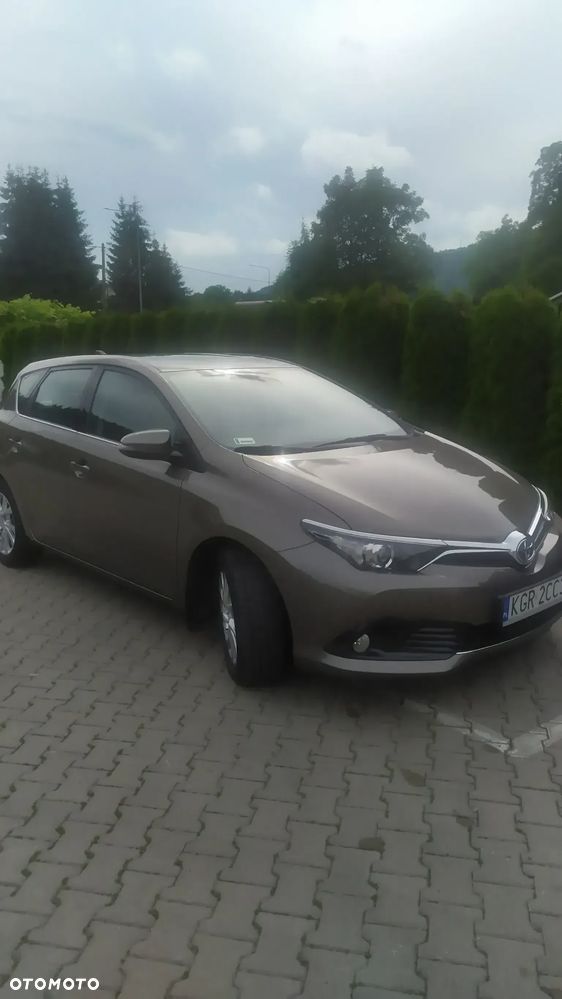 Toyota Auris 1.6 Premium - 1