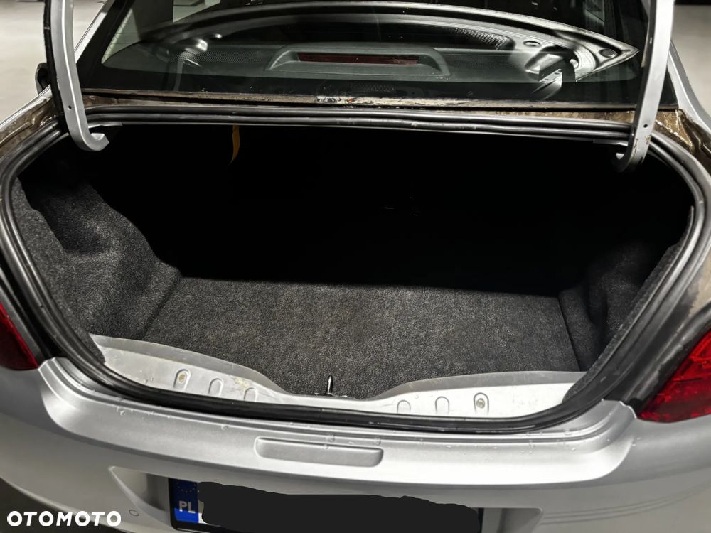 Peugeot 301 1.6 VTi Allure - 9