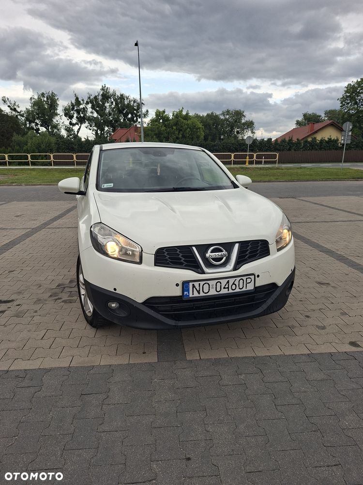 Nissan Qashqai - 1