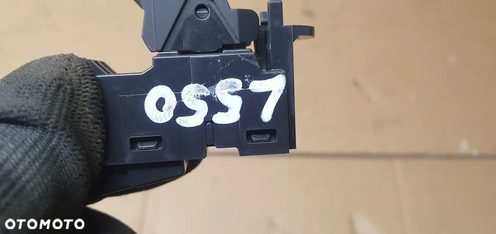 Panel przełącznik regulacji fotela lewy tył Land Rover Discovery Sport FK72-14B705-AA - 7