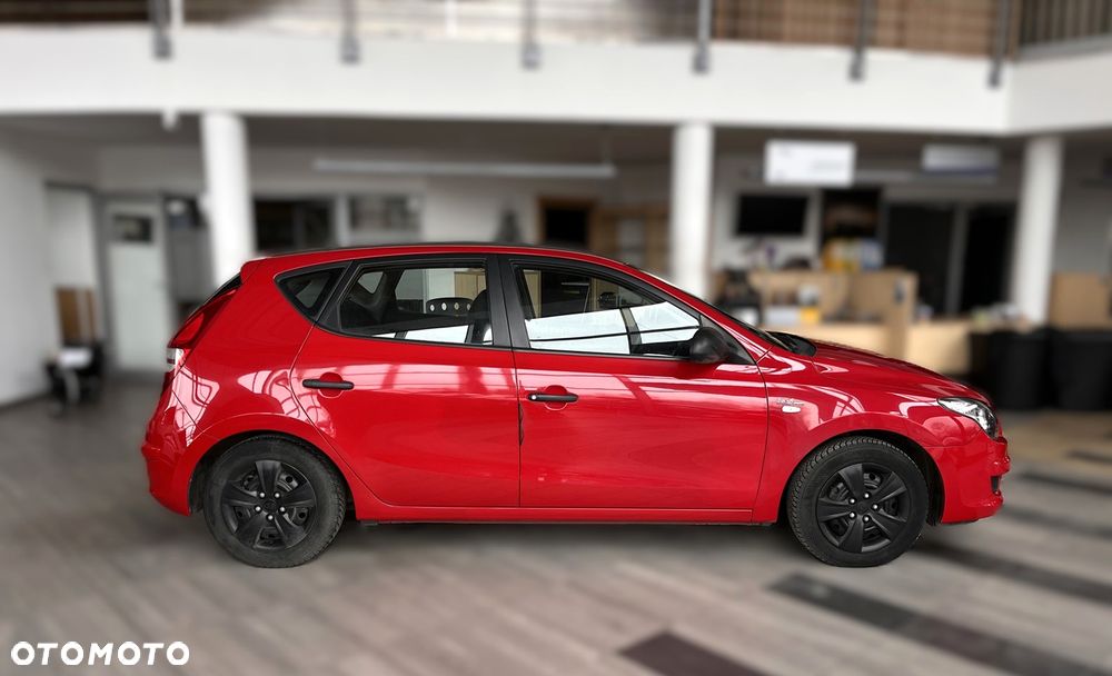 Hyundai i30 1.4 Comfort EU5 - 8