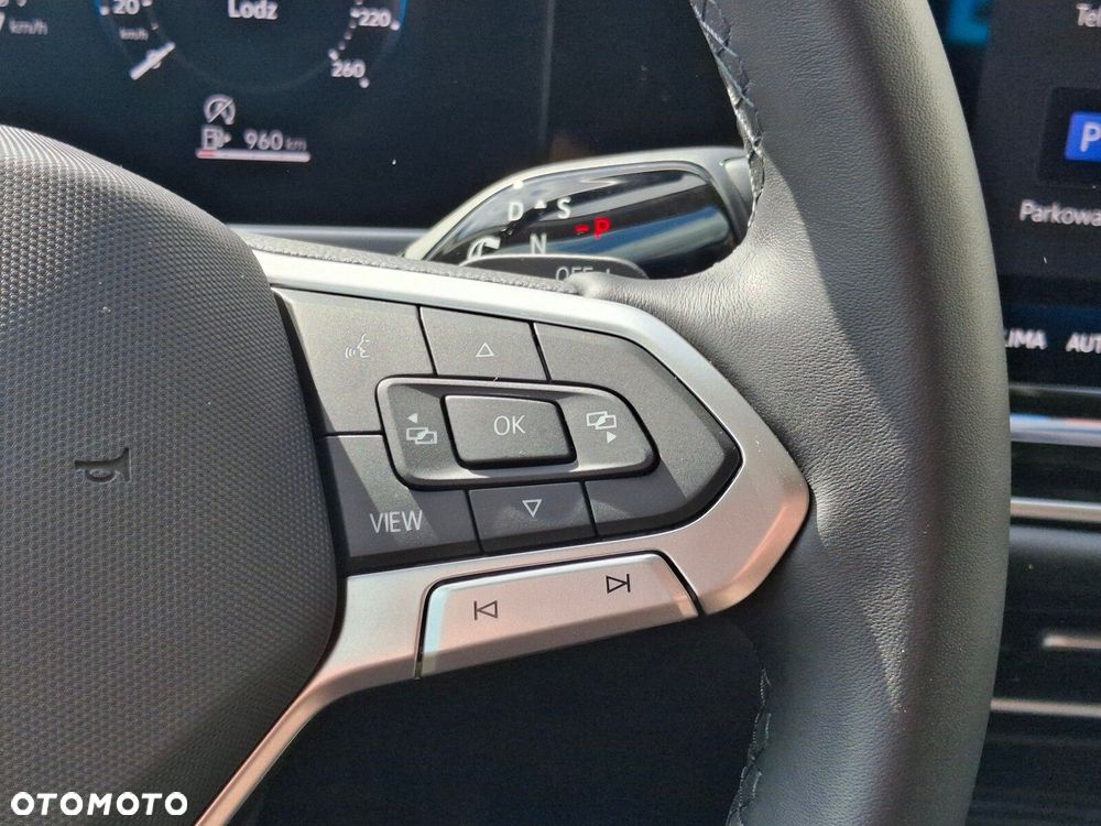 Volkswagen Passat - 31