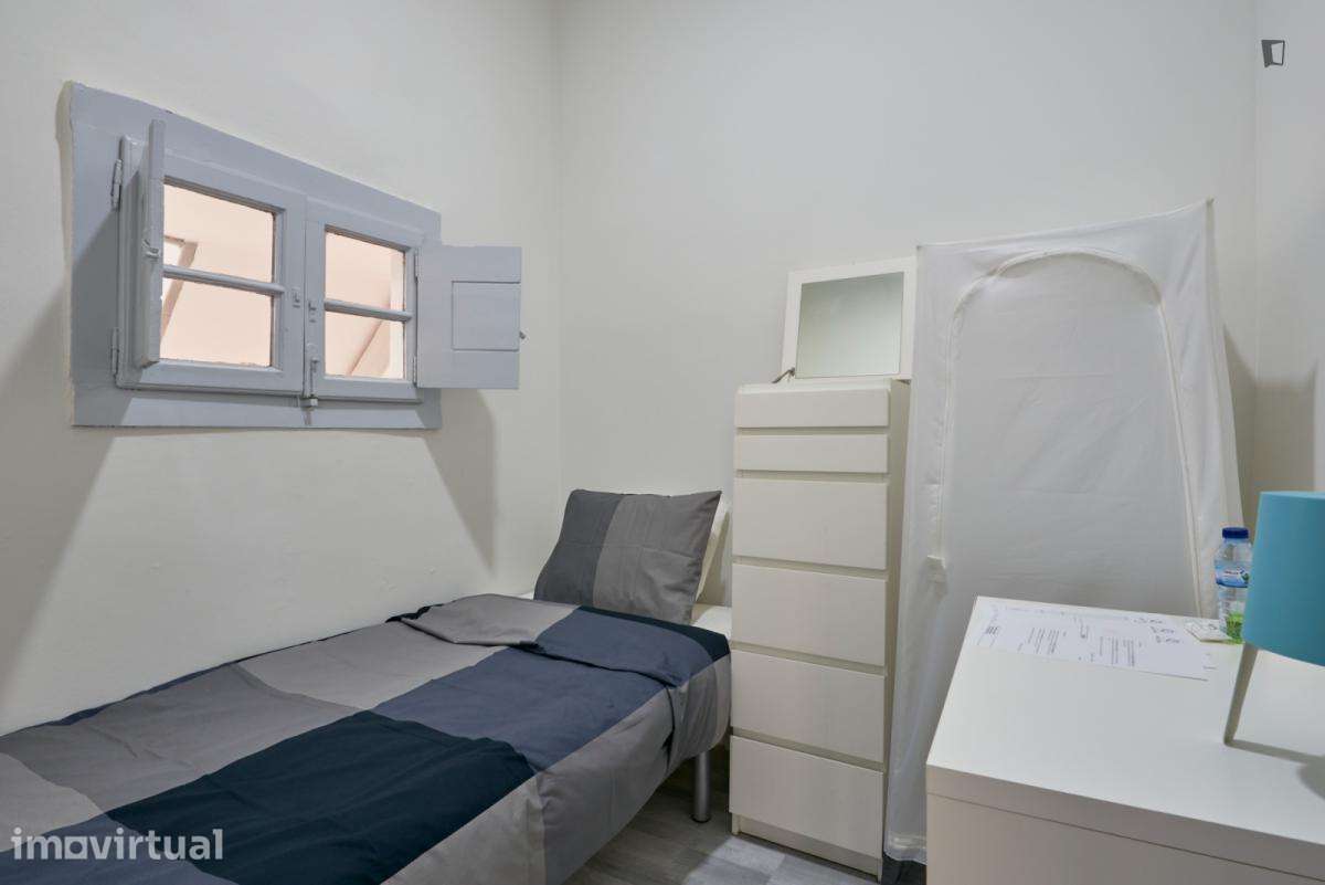 Quarto - localizado em Penha de França Lisbon - Grande imagem: 2/45