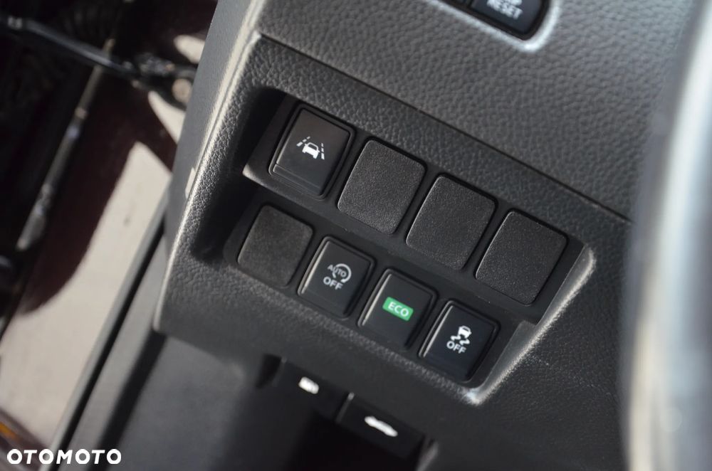 Nissan Qashqai 1.2 DIG-T Tekna Xtronic EU6 - 32