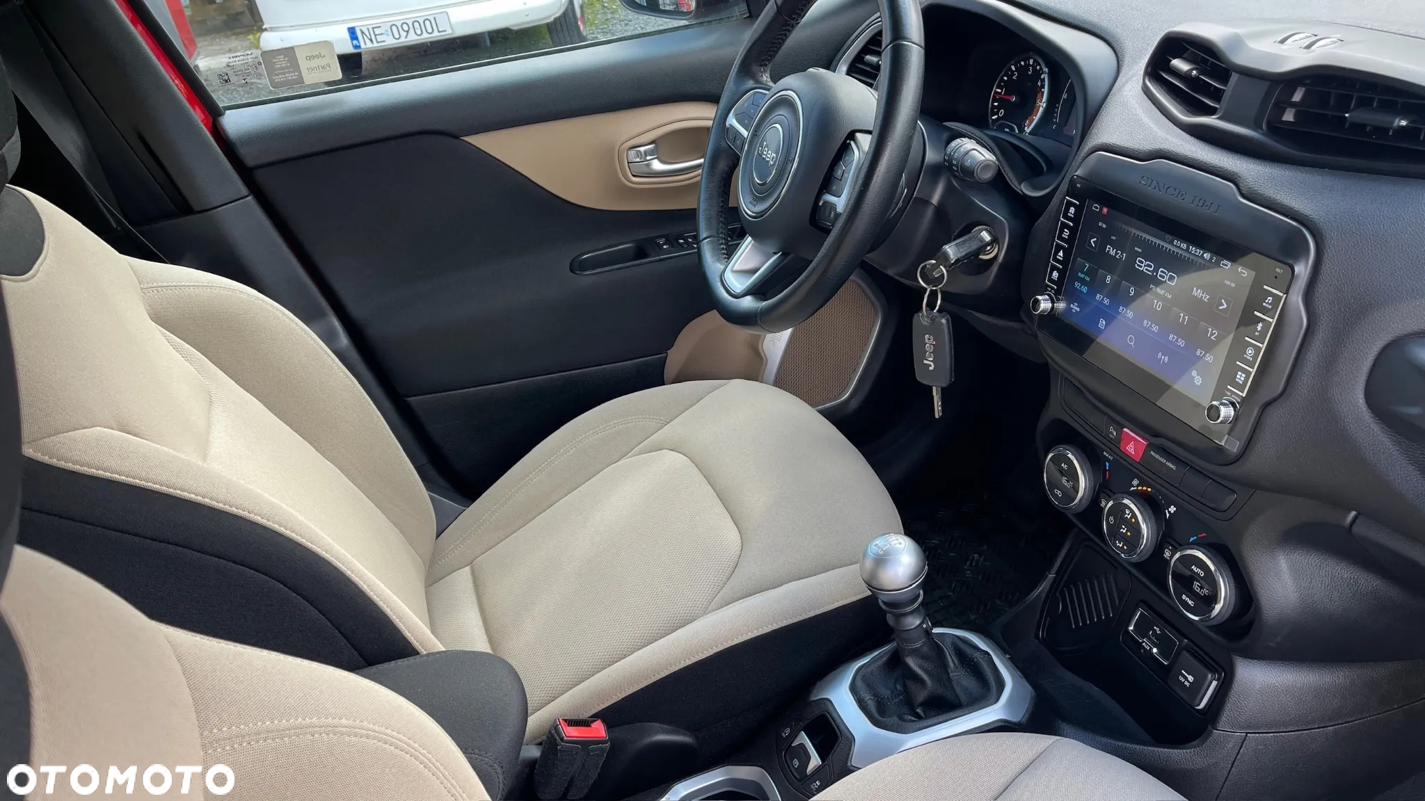 Jeep Renegade - 30