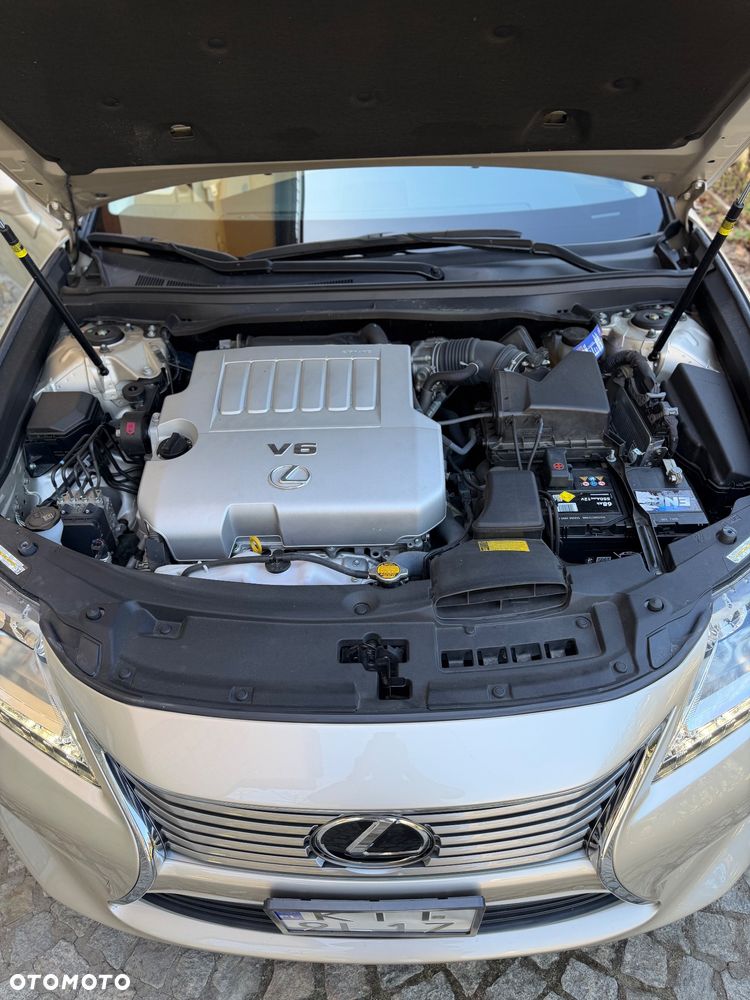 Lexus ES - 5