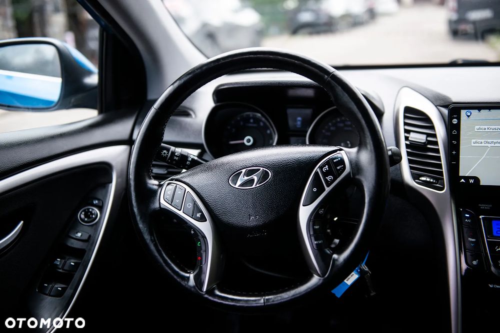 Hyundai i30 1.6 GDI Style - 32