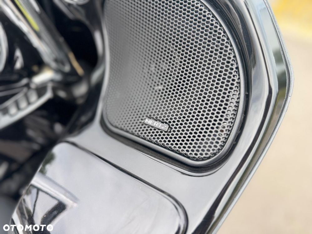 Harley-Davidson Touring Road Glide - 8