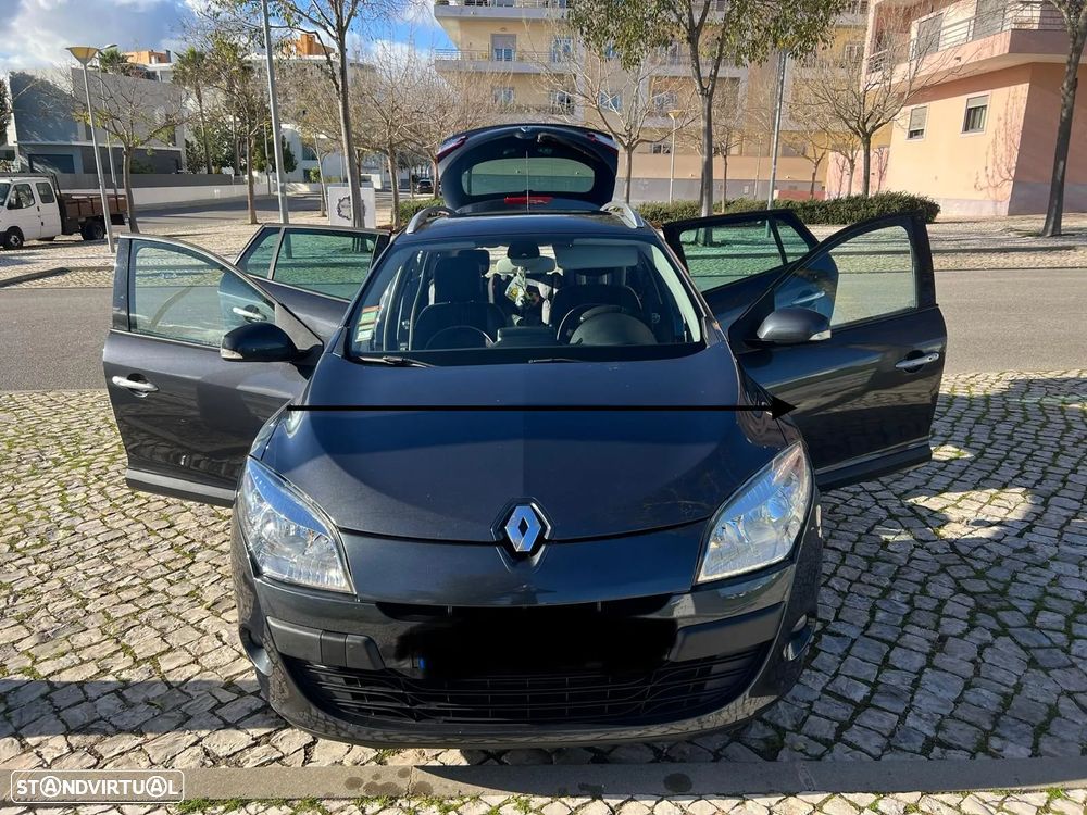 Renault Mégane Sport Tourer - 9