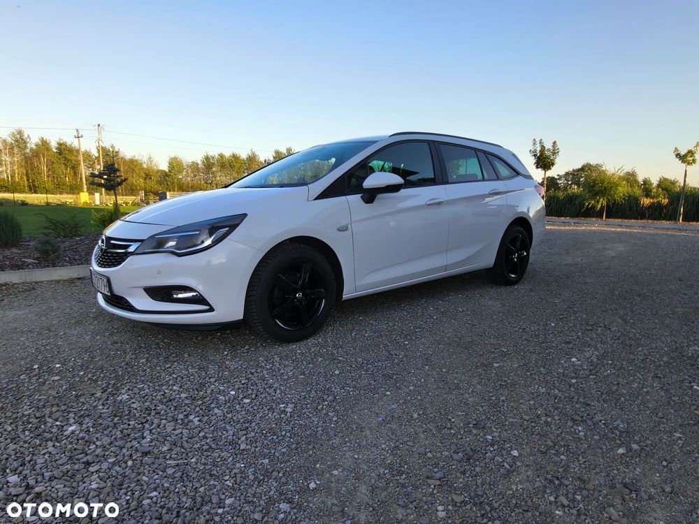 Opel Astra 1.6 CDTI Enjoy - 38