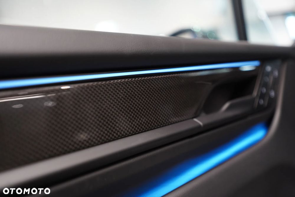 Porsche Macan Turbo 100kWh - 22
