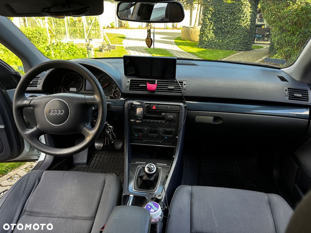 Audi A4 Limousine 2 - 9