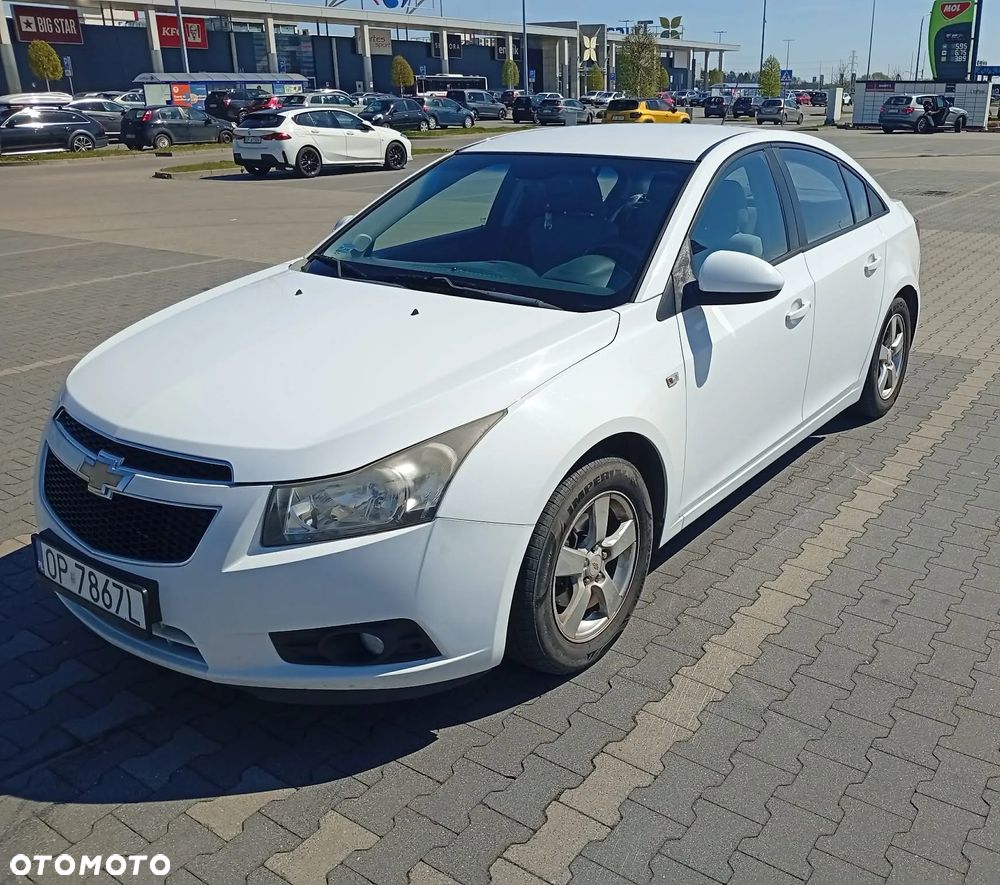 Chevrolet Cruze 1.6 Base - 15