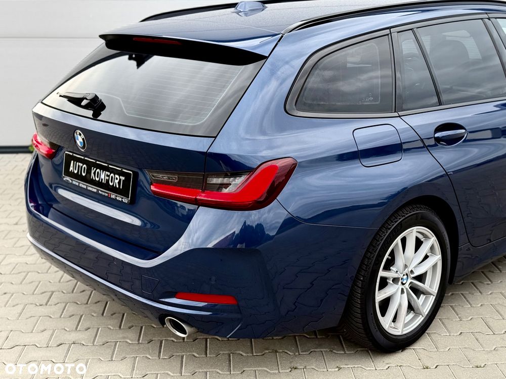 BMW Seria 3 318d Sport Line - 17