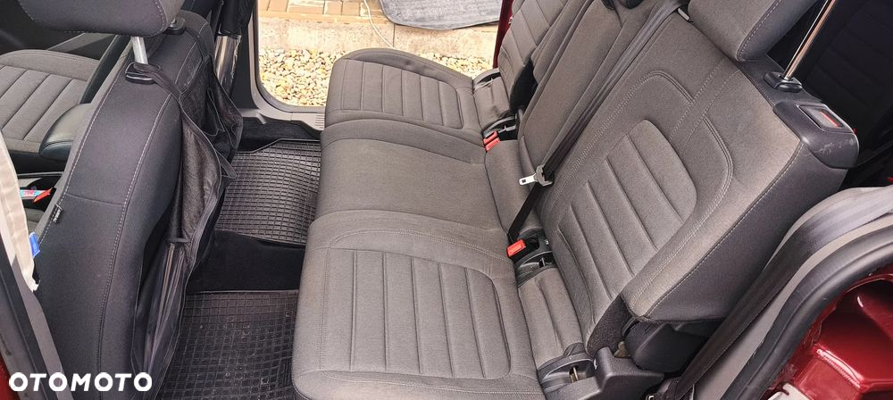 Ford Tourneo Connect - 21