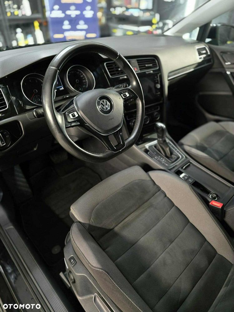 Volkswagen Golf 1.4 TSI BMT Highline DSG - 12