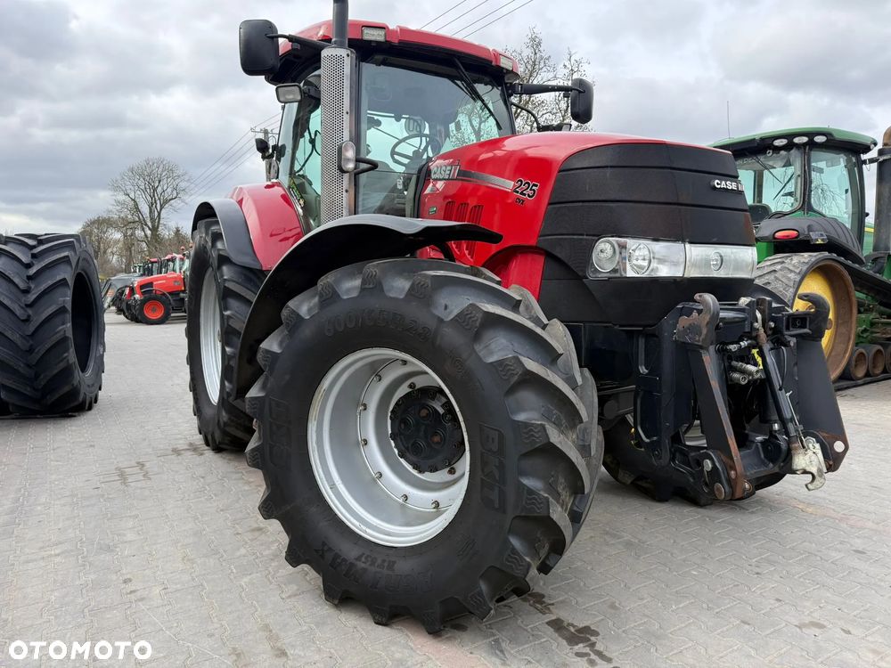 Case IH CVX 225 PUMA    NEW HOLLAND T 7.250   215 - 39