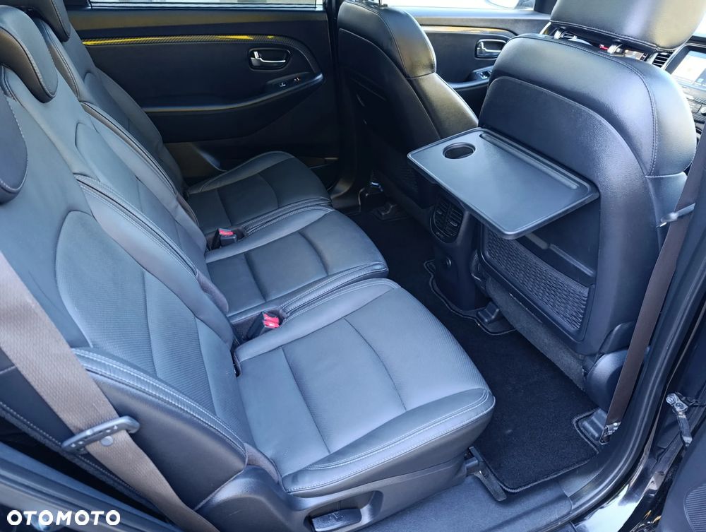 Kia Carens 1.7 CRDi 141 Edition 7 - 21