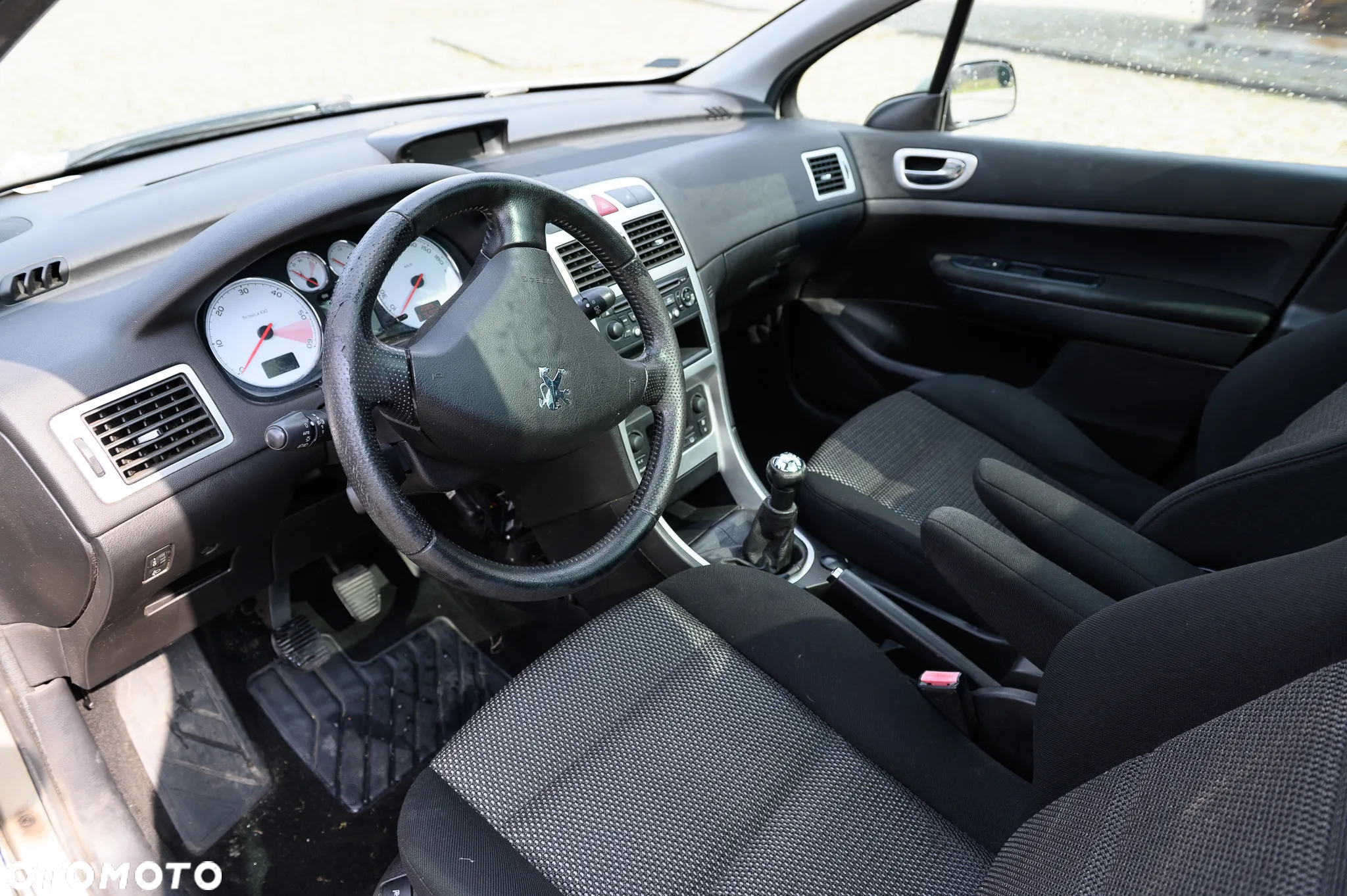 Peugeot 307 HDi 110 Premium - 6