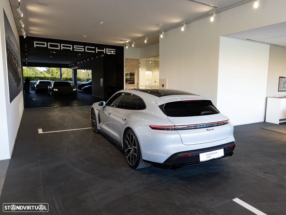 Porsche Taycan Sport Turismo 4S - 11