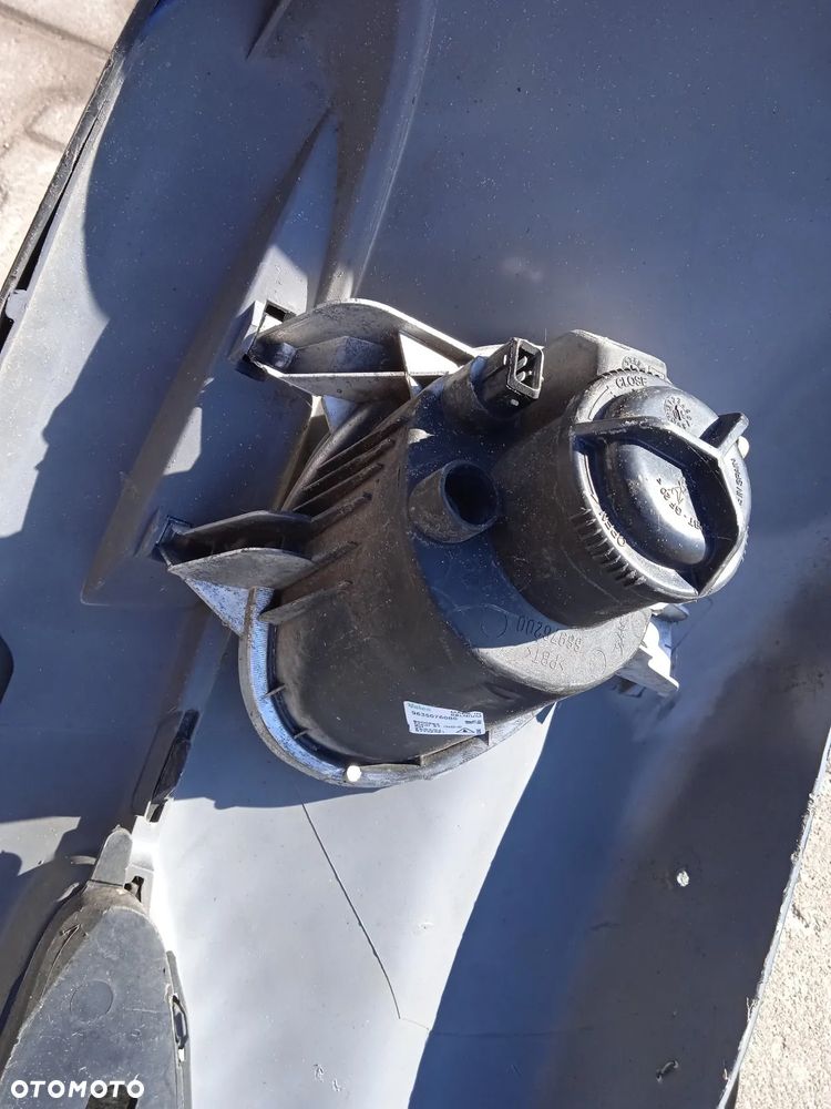 Zderzak przód Peugeot 206 Lift - 8