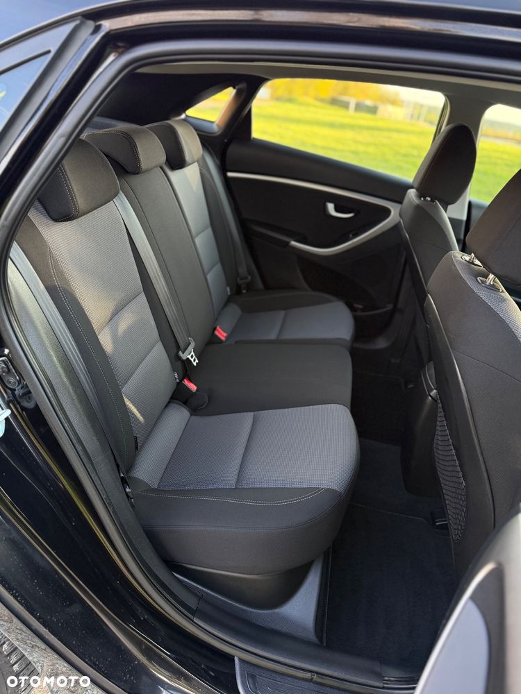 Hyundai i30 1.4 Fifa World Cup Edition - 21