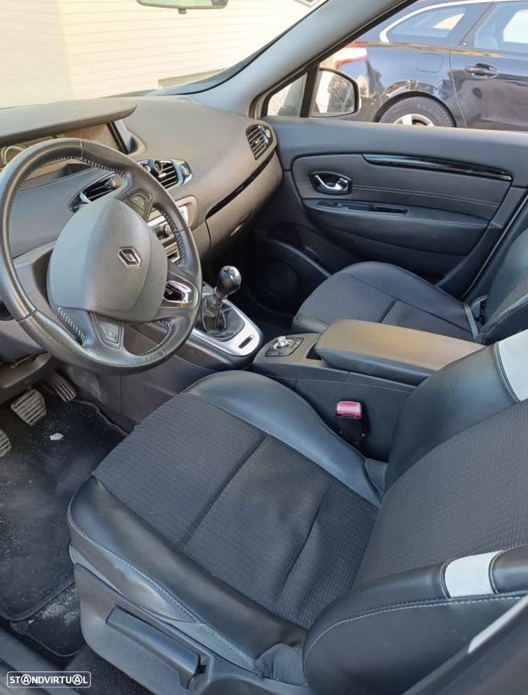 Renault Grand Scénic Energy dCi 110 S&S LIMITED - 4