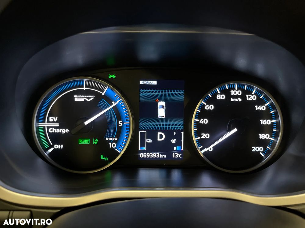Mitsubishi Eclipse-Cross Plug-In Hybrid 4WD Plus - 30