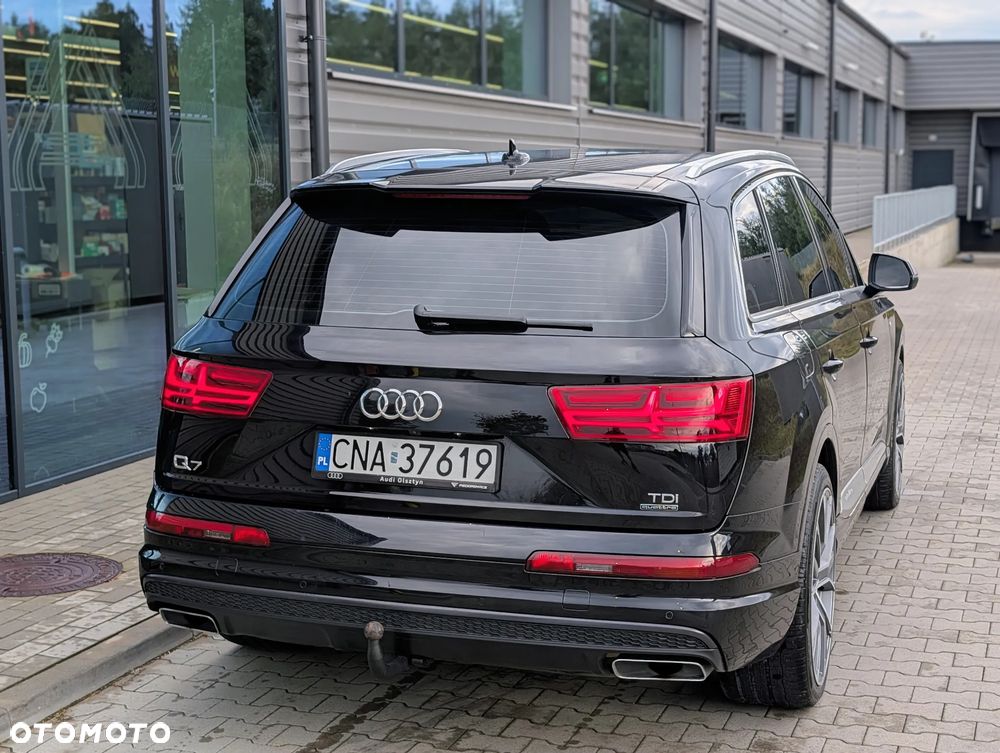 Audi Q7 - 11