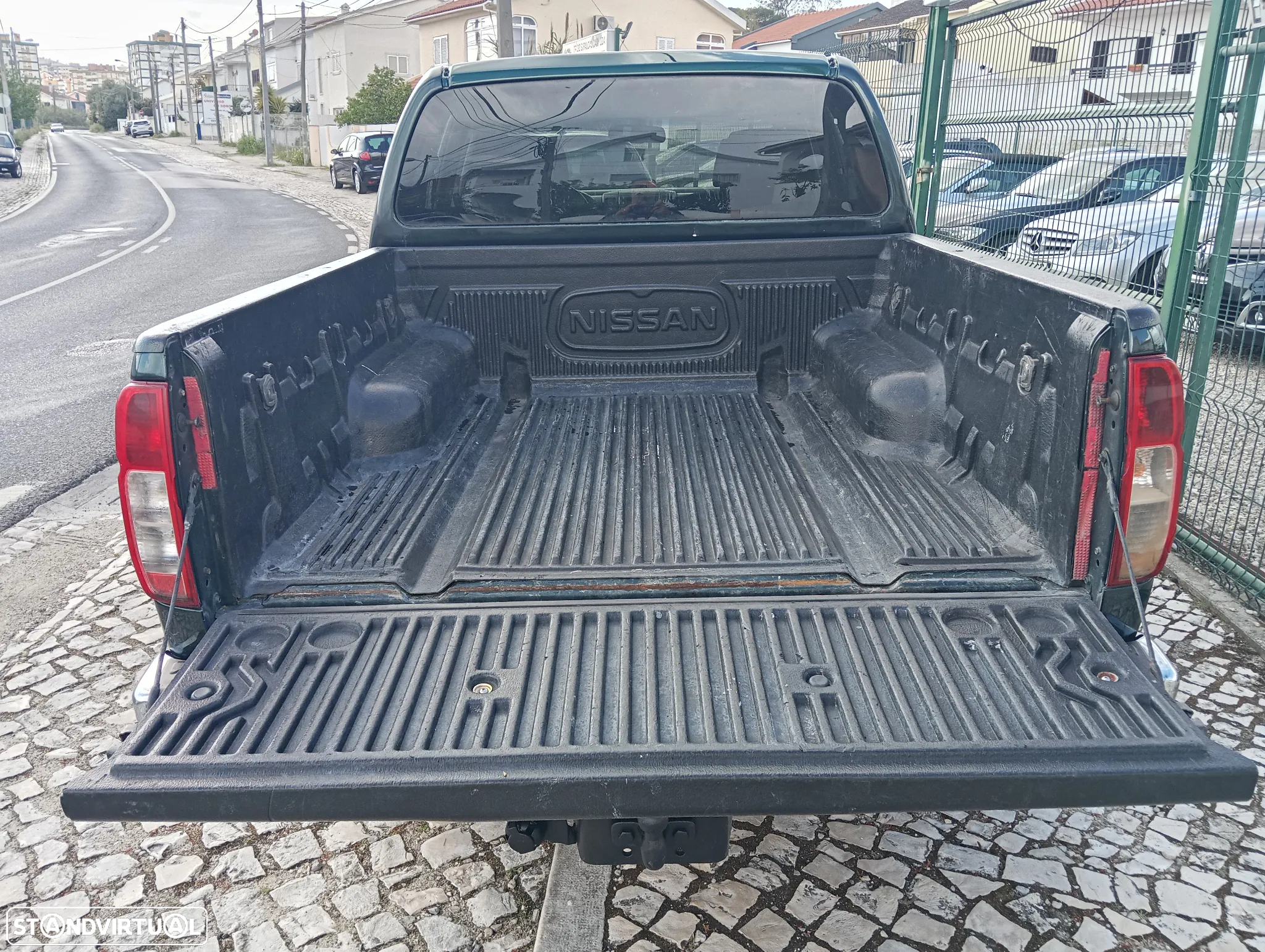 Nissan Navara 2.5 dCi CD Pilot - 14