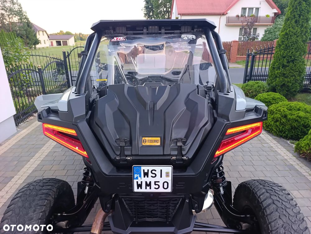 Polaris RZR - 17