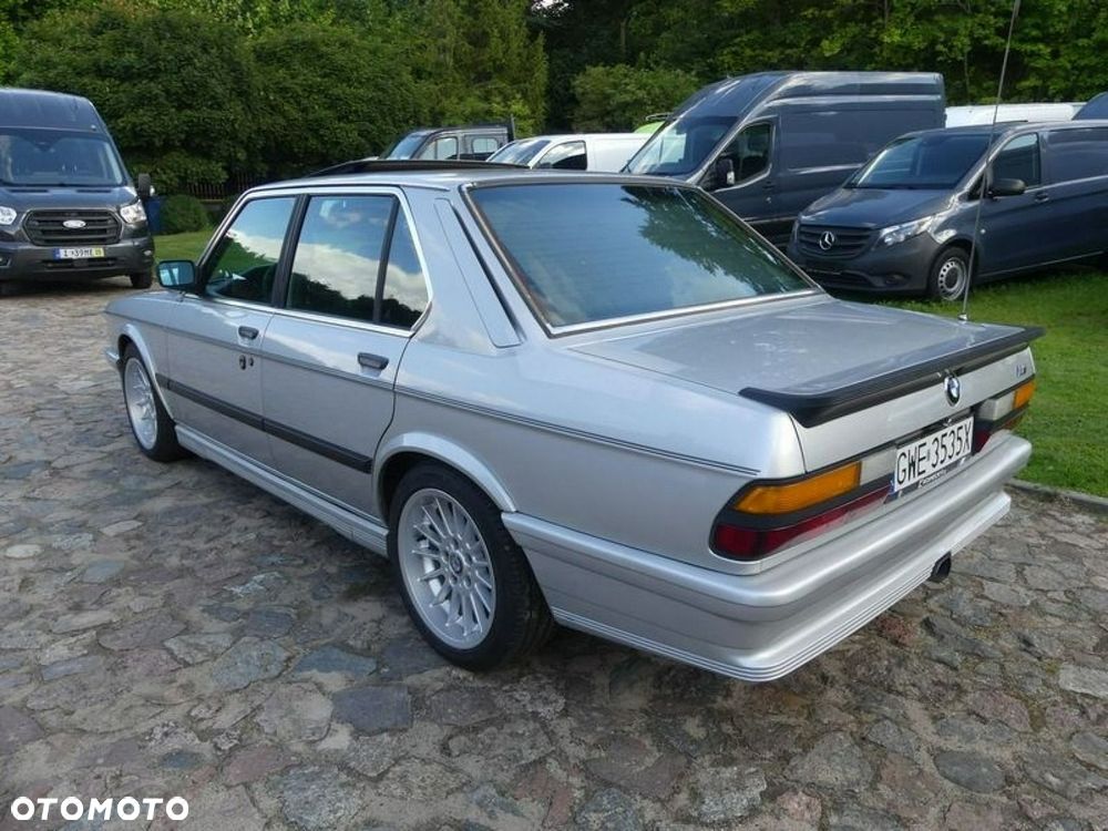 BMW Seria 5 - 16