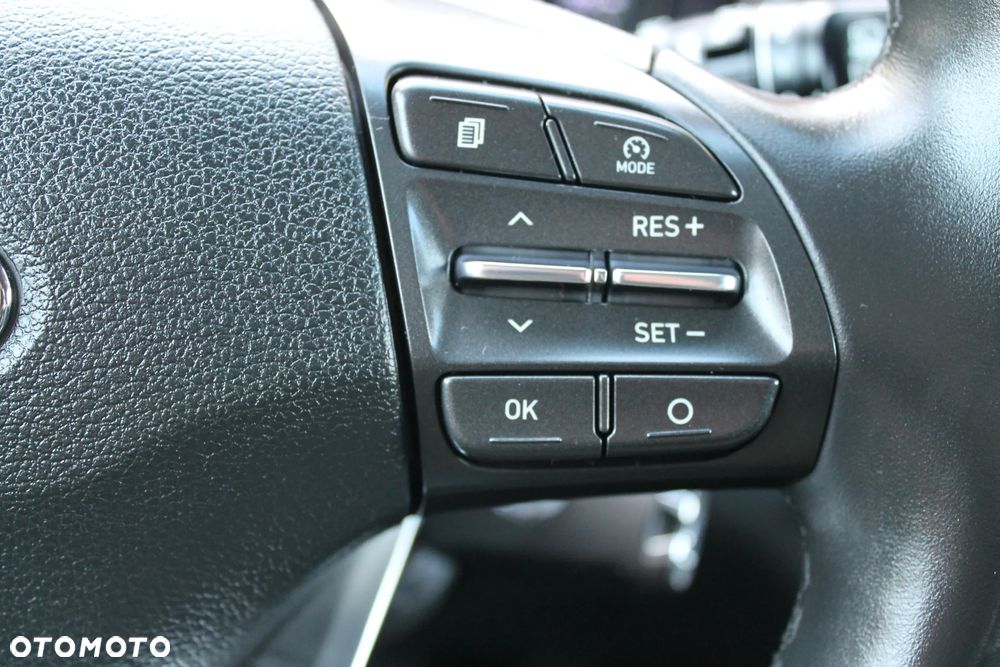 Hyundai i30 1.4 Premiere Comfort - 21