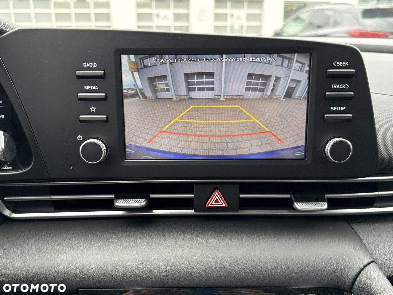 Hyundai Elantra 1.6 Modern CVT - 19