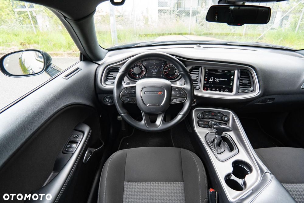 Dodge Challenger 3.6 SXT - 12
