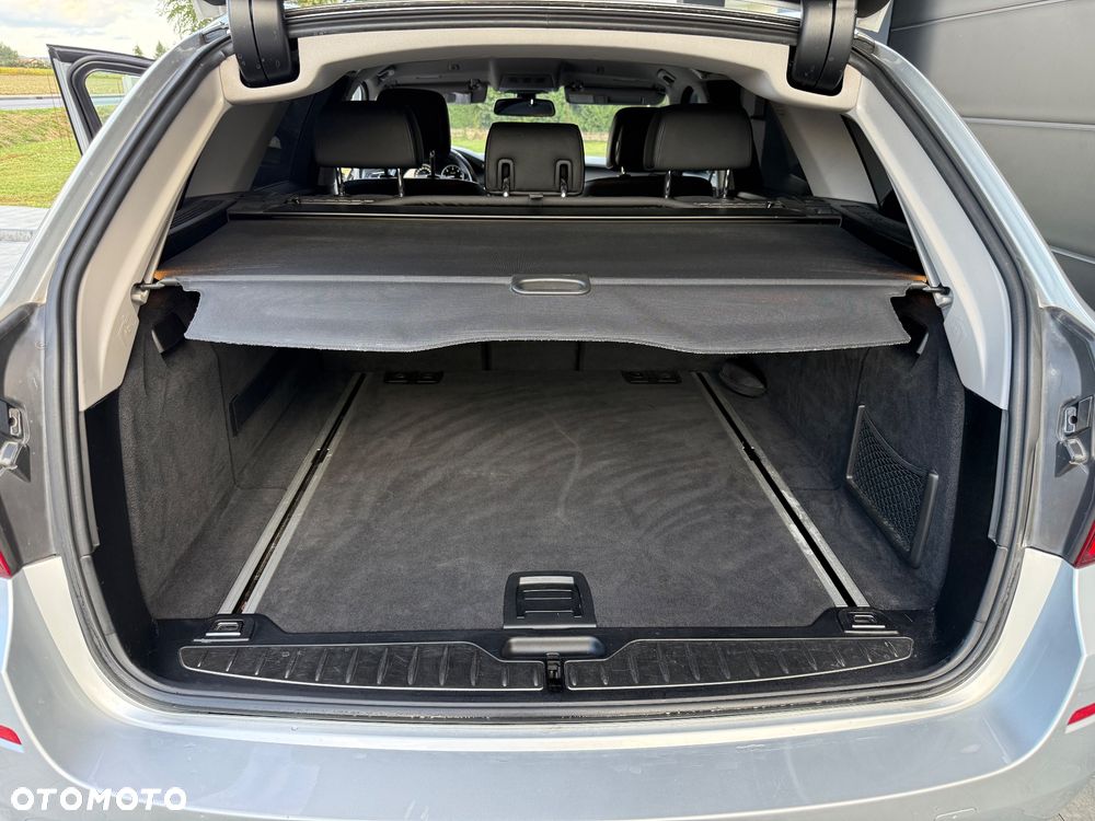 BMW Seria 5 520d - 36