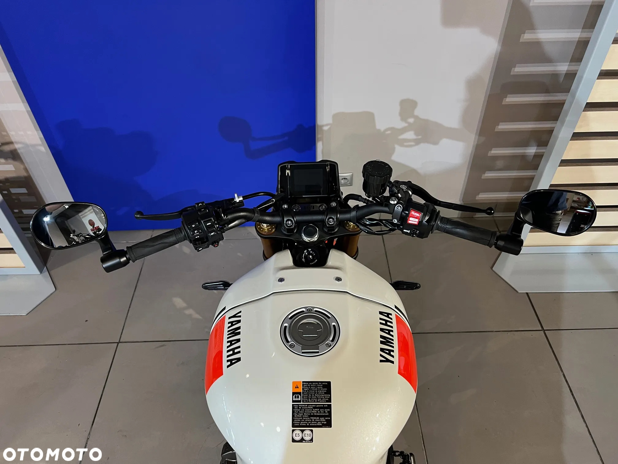 Yamaha XSR - 5